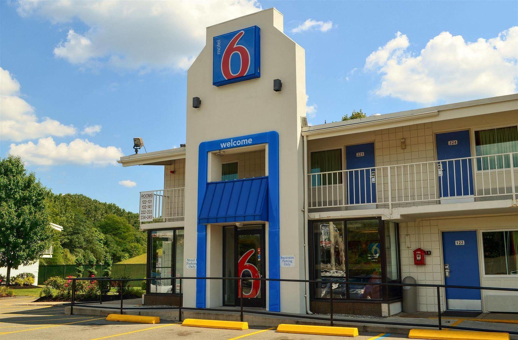 Motel 6 Boston South - ブレイントリー エクステリア 写真